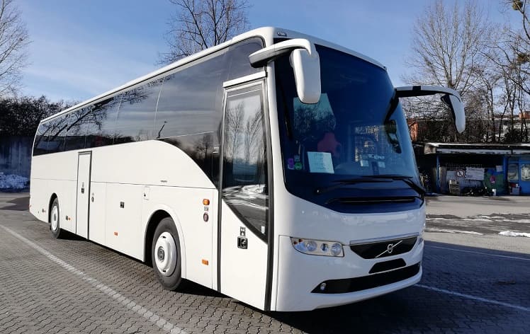 Posavina Canton: Bus rent in Ora&scaron;je in Ora&scaron;je and Bosnia and Herzegovina
